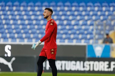 Martin Turk, Taca De Portugal maçı sırasında Estoril Praia ve FC Famalicao takımları arasında Estadio Antonio Coimbra da Mota 'da görüldü (Maciej Rogowski / Ball Raw Images)