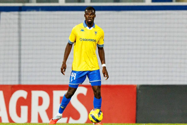 Kevin Boma, Taca De Portugal maçında Estoril Praia ve FC Famalicao takımları arasında Estadio Antonio Coimbra da Mota 'da görüldü (Maciej Rogowski / Ball Raw Images)