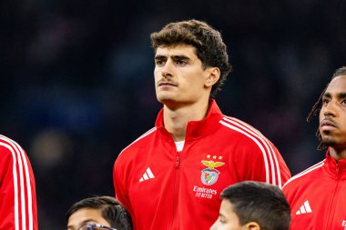 Antonio Silva, AFC Ajax ve SL Benfica (Maciej Rogowski / Ball Raw Images) arasındaki Şampiyonlar Ligi faz maçında görüldü)