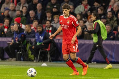 Antonio Silva, AFC Ajax ve SL Benfica (Maciej Rogowski / Ball Raw Images) arasındaki Şampiyonlar Ligi faz maçında görüldü)