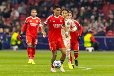 Richard Rios, AFC Ajax ve SL Benfica (Maciej Rogowski / Ball Raw Images) arasında Şampiyonlar Ligi faz oyunu sırasında görüldü)