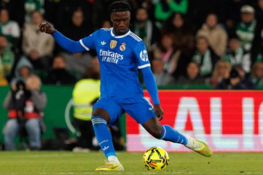 Elche, İspanya - 11 23 23 2025: Eduardo Camavinga, Elche CF ve Real Madrid FC takımları arasında oynanan LaLiga EA EA Spor maçı sırasında görüldü 