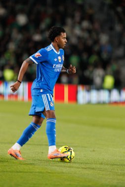 Elche, İspanya - 11 23 23 2025: LaLiga EA Spor karşılaşmasında Elche CF ve Real Madrid FC takımları arasında Rodrygo görüldü  