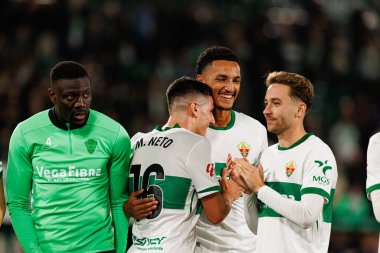 Elche, İspanya - 11 23 23 2025: Martim Neto ve Alvaro Rodriguez, Elche CF ve Real Madrid FC takımları arasında oynanan LaLiga EA Spor karşılaşmasında görüldü  