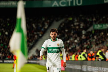 Elche, İspanya - 11 23 23 2025: Victor Chust, Elche CF ve Real Madrid FC takımları arasında oynanan LaLiga EA Spor maçında görüldü 
