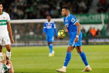 Elche, İspanya - 11 23 23 2025: LaLiga EA SPORTS maçı sırasında Elche CF ve Real Madrid FC takımları arasında Kylian Mbappe görüldü 