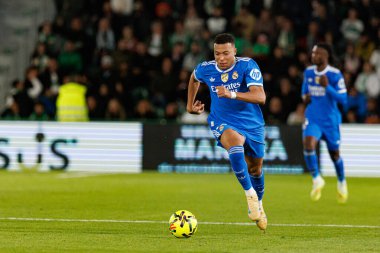 Elche, İspanya - 11 23 23 2025: LaLiga EA SPORTS maçı sırasında Elche CF ve Real Madrid FC takımları arasında Kylian Mbappe görüldü 