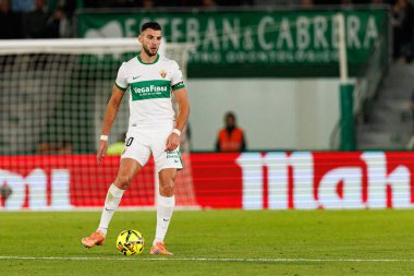 Elche, İspanya - 11 23 23 2025: Rafa Mir LaLiga EA Spor karşılaşmasında Elche CF ve Real Madrid FC takımları arasında görüldü  