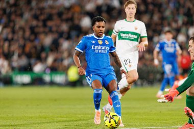Elche, İspanya - 11 23 23 2025: Rodrygo Elche CF ve Real Madrid FC takımları arasında oynanan LaLiga EA SPORTS maçı sırasında görüldü. 