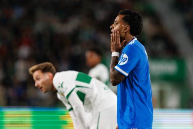Elche, İspanya - 11 23 23 2025: Rodrygo Elche CF ve Real Madrid FC takımları arasında oynanan LaLiga EA SPORTS maçı sırasında görüldü. 