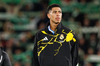 Elche, İspanya - 11 23 23 2025: Jude Bellingham, Elche CF ve Real Madrid FC takımları arasında oynanan LaLiga EA Spor maçı sırasında görüldü  