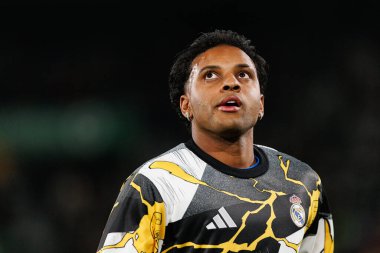 Elche, İspanya - 11 23 23 2025: Rodrygo Elche CF ve Real Madrid FC takımları arasında oynanan LaLiga EA SPORTS maçı sırasında görüldü. 