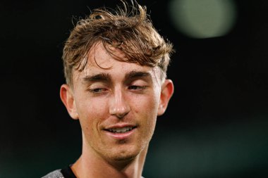 Elche, İspanya - 11 23 23 2025: Dean Huijsen, Elche CF ve Real Madrid FC takımları arasında oynanan LaLiga EA Spor maçı sırasında görüldü 