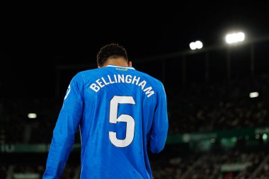 Elche, İspanya - 11 23 23 2025: Jude Bellingham, Elche CF ve Real Madrid FC takımları arasında oynanan LaLiga EA Spor maçı sırasında görüldü  