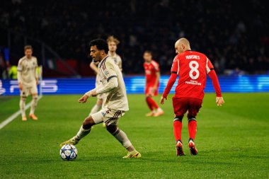 Owen Wijndal ve Fredrik Aursnes, AFC Ajax ve SL Benfica (Maciej Rogowski / Ball Raw Images) arasında Şampiyonlar Ligi faz oyunu sırasında görüldü)