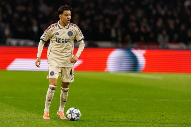 Rayane Bounida, AFC Ajax ve SL Benfica (Maciej Rogowski / Ball Raw Images) arasında Şampiyonlar Ligi faz oyunu sırasında görüldü)