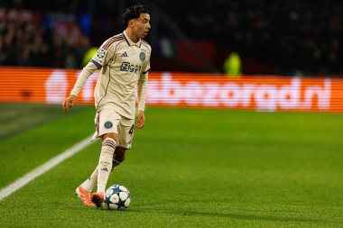 Rayane Bounida, AFC Ajax ve SL Benfica (Maciej Rogowski / Ball Raw Images) arasında Şampiyonlar Ligi faz oyunu sırasında görüldü)