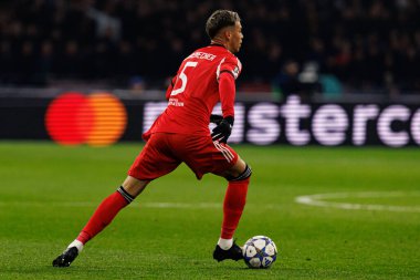 Enzo Barrenechea, AFC Ajax ve SL Benfica (Maciej Rogowski / Ball Raw Images) arasındaki Şampiyonlar Ligi faz oyununda görüldü)