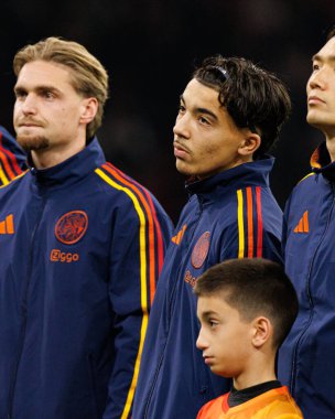 Rayane Bounida, AFC Ajax ve SL Benfica (Maciej Rogowski / Ball Raw Images) arasında Şampiyonlar Ligi faz oyunu sırasında görüldü)