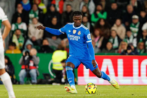 Elche, İspanya - 11 23 23 2025: Eduardo Camavinga, Elche CF ve Real Madrid FC takımları arasında oynanan LaLiga EA EA Spor maçı sırasında görüldü  