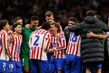 Atletico oyuncuları Atletico de Madrid ile Internazionale Milano (Maciej Rogowski / Ball Raw Images) arasındaki Şampiyonlar Ligi faz maçında kutlama yaparken görüldü.)
