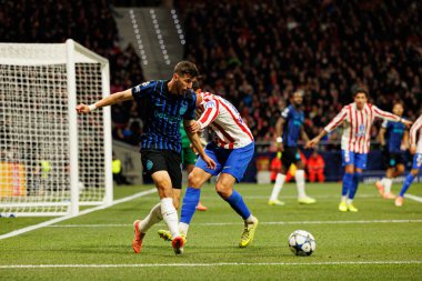 Atletico de Madrid ile Internazionale Milano (Maciej Rogowski / Ball Raw Images) arasındaki Şampiyonlar Ligi faz maçında Petar Suciç ve Marc Pubill görüldü.)
