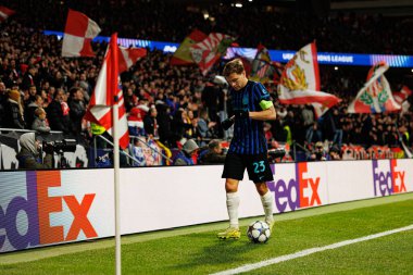 Atletico de Madrid ile Internazionale Milano (Maciej Rogowski / Ball Raw Images) arasındaki Şampiyonlar Ligi faz maçında Nicolo Barella görüldü.)