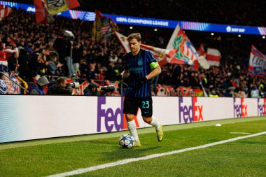 Atletico de Madrid ile Internazionale Milano (Maciej Rogowski / Ball Raw Images) arasındaki Şampiyonlar Ligi faz maçında Nicolo Barella görüldü.)
