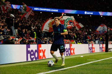 Atletico de Madrid ile Internazionale Milano (Maciej Rogowski / Ball Raw Images) arasındaki Şampiyonlar Ligi faz maçında Nicolo Barella görüldü.)