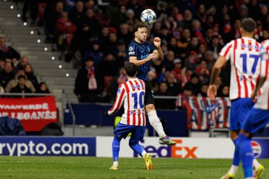Atletico de Madrid ile Internazionale Milano (Maciej Rogowski / Ball Raw Images) arasındaki Şampiyonlar Ligi faz maçında Alejandro Baena ve Carlos Augusto görüldü.)