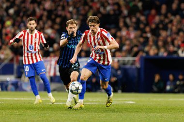 Nicolo Barella ve Conor Gallagher Atletico de Madrid ile Internazionale Milano (Maciej Rogowski / Ball Raw Images) arasındaki Şampiyonlar Ligi faz maçında görüldüler.)