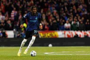 Yann Bisseck seen during Champions League league phase game between Atletico de Madrid and Internazionale Milano  (Maciej Rogowski/Ball Raw Images)