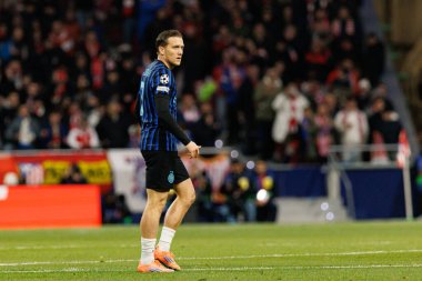 Piotr Zielinski seen during Champions League league phase game between Atletico de Madrid and Internazionale Milano  (Maciej Rogowski/Ball Raw Images)