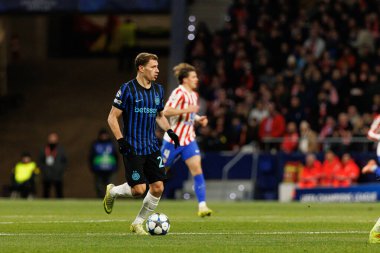 Atletico de Madrid ile Internazionale Milano (Maciej Rogowski / Ball Raw Images) arasındaki Şampiyonlar Ligi faz maçında Nicolo Barella görüldü.)