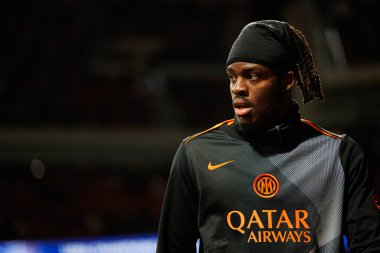 Yann Bisseck, Atletico de Madrid ile Internazionale Milano (Maciej Rogowski / Ball Raw Images) arasındaki Şampiyonlar Ligi faz maçında görüldü.)