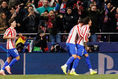 Atletico oyuncuları Atletico de Madrid ile Internazionale Milano (Maciej Rogowski / Ball Raw Images) arasındaki Şampiyonlar Ligi faz maçında Jose Maria Gimenez 'den gol üstüne gol atarken görüldü)