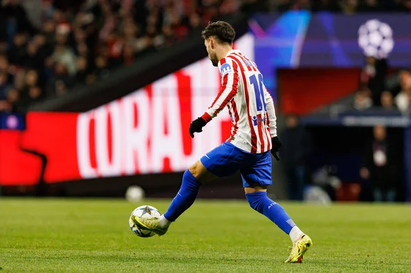 Alejandro Baena, Atletico de Madrid ile Internazionale Milano (Maciej Rogowski / Ball Raw Images) arasındaki Şampiyonlar Ligi faz maçında görüldü.)