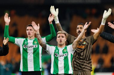 Sergi Altimira, Pablo Garcia ve Alvaro Valles, Real Betis Balompie ve FC Utrecht (Maciej Rogowski / Ball Raw Images) takımları arasında oynanan UEFA Avrupa Ligi maçında görüldü.)