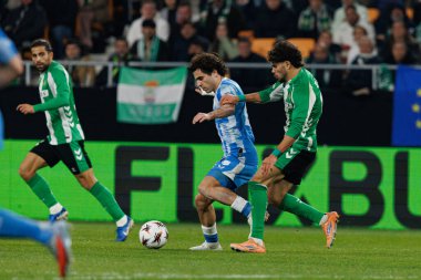 Miguel Rodriguez ve Ez Abdessamad Ezzalzouli, Real Betis Balompie ve FC Utrecht (Maciej Rogowski / Ball Raw Images) takımları arasında oynanan UEFA Avrupa Ligi maçında görüldü.)