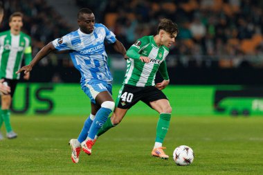 UEFA Avrupa Ligi maçında Real Betis Balompie ve FC Utrecht (Maciej Rogowski / Ball Raw Images) takımları arasında Yoann Cathline ve Angel Ortiz görüldü.)