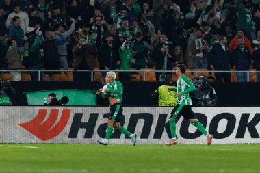 Cucho Fernandez, Real Betis Balompie ve FC Utrecht (Maciej Rogowski / Ball Raw Images) takımları arasında oynanan UEFA Avrupa Ligi maçında gol attıktan sonra kutlama yaparken görüldü.)