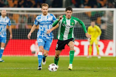Dani de Wit ve Sergi Altimira, Real Betis Balompie ve FC Utrecht (Maciej Rogowski / Ball Raw Images) takımları arasında oynanan UEFA Avrupa Ligi maçında görüldü.)
