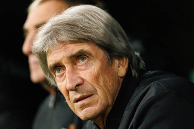 Manuel Pellegrini, Real Betis Balompie ve FC Utrecht (Maciej Rogowski / Ball Raw Images) takımları arasında oynanan UEFA Avrupa Ligi maçında görüldü)