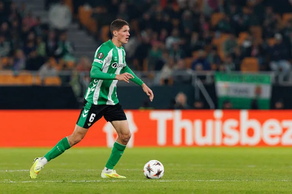 Sergi Altimira, Real Betis Balompie ve FC Utrecht (Maciej Rogowski / Ball Raw Images) takımları arasında oynanan UEFA Avrupa Ligi maçında görüldü.)