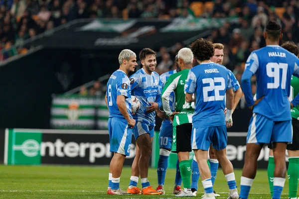 Real Betis Balompie ve FC Utrecht (Maciej Rogowski / Ball Raw Images) takımları arasında oynanan UEFA Avrupa Ligi maçında her iki takımın oyuncuları)