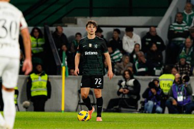Eduardo Quaresma, Liga Portekiz maçı sırasında Estadio Jose Alvalade (Maciej Rogowski / Ball Raw Images) takımları arasında Sporting CP ve CF Estrela Amadora arasında görüldü.)