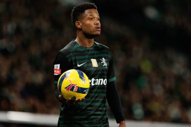 Liga Portekiz maçı sırasında Estadio Jose Alvalade 'de Sporting CP ve CF Estrela Amadora (Maciej Rogowski / Ball Raw Images) takımları arasında görülen Geny Catamo)