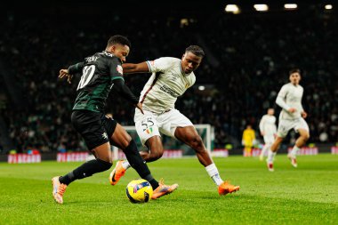 Cin Catamo ve Sidny Lopes Cabral, Liga Portekiz maçı sırasında Estadio Jose Alvalade 'de (Maciej Rogowski / Ball Raw Images) Sporting CP ve CF Estrela Amadora takımları arasında görüldü.)