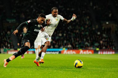 Cin Catamo ve Sidny Lopes Cabral, Liga Portekiz maçı sırasında Estadio Jose Alvalade 'de (Maciej Rogowski / Ball Raw Images) Sporting CP ve CF Estrela Amadora takımları arasında görüldü.)