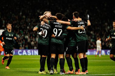 Sporcu Oyuncuları Liga Portekiz maçında Luis Suarez 'den gol üstüne gol atarken Estadio Jose Alvalade' de (Maciej Rogowski / Ball Raw Images) Sporting CP ve CF Estrela Amadora takımları arasında görüldü.)